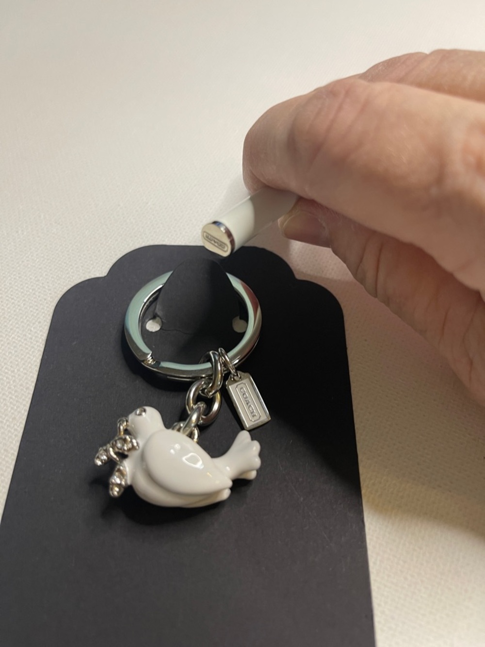 NWOT Coach White Enamel Dove Keychain w/ Silver Hardware & White Ball Point Pen - Picture 5 of 7